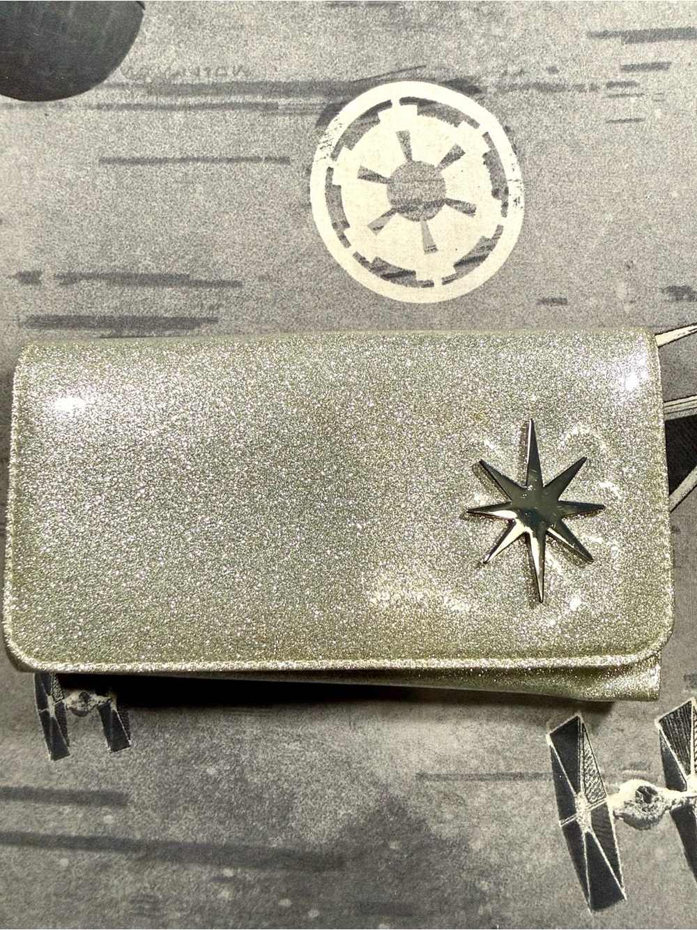 LUX DE VILLE STARLIGHT WALLET IN SILVER SPARKLE